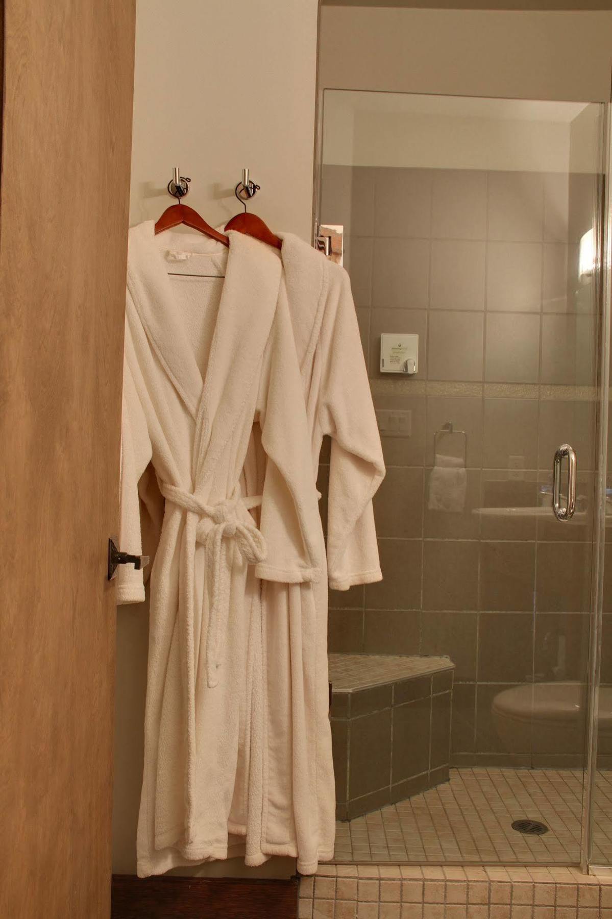 Copper Horse Lodge Golden Εξωτερικό φωτογραφία
